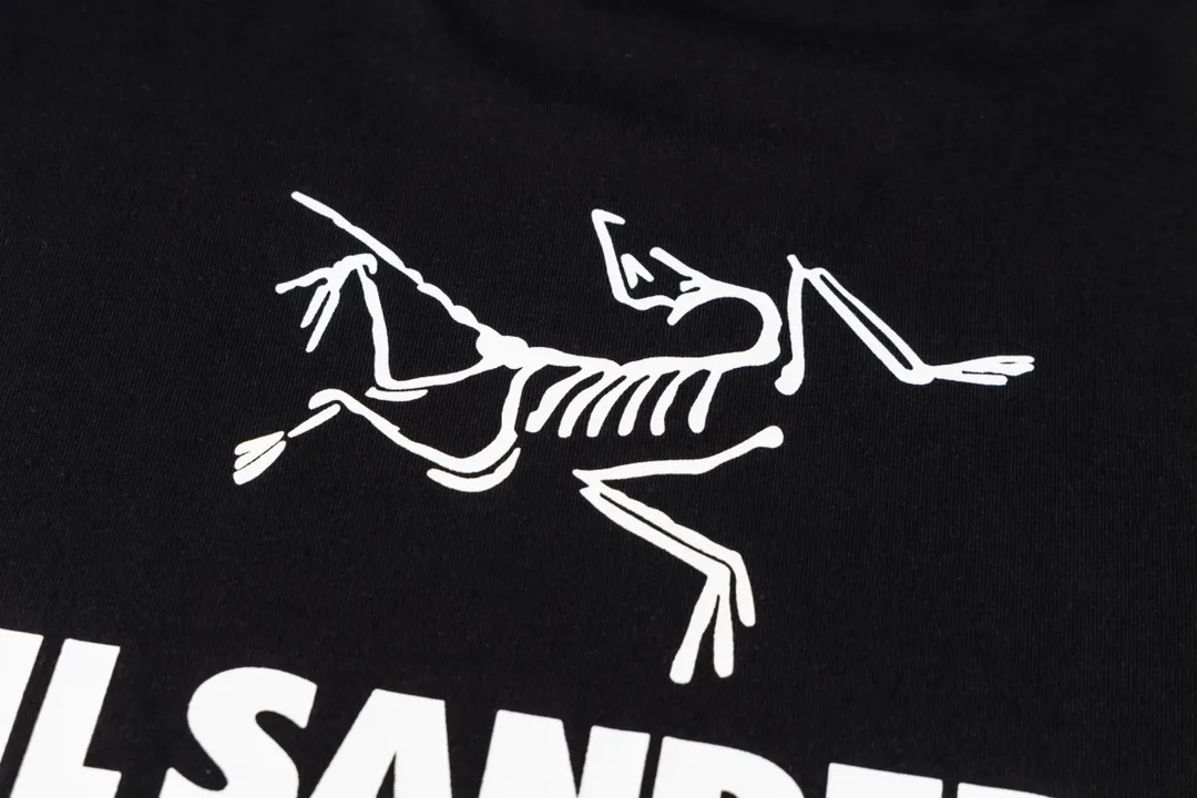 （ ） Arc’teryx ARC 24SS logo T 60 ， g 。 Breathable， ， ， 。 logo ， 。 ， 。 ， ， ， ， :S-XL（ ）